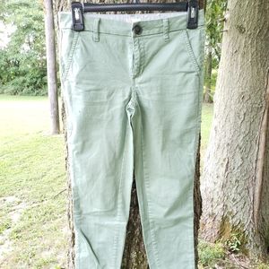 SO light green Chico pant